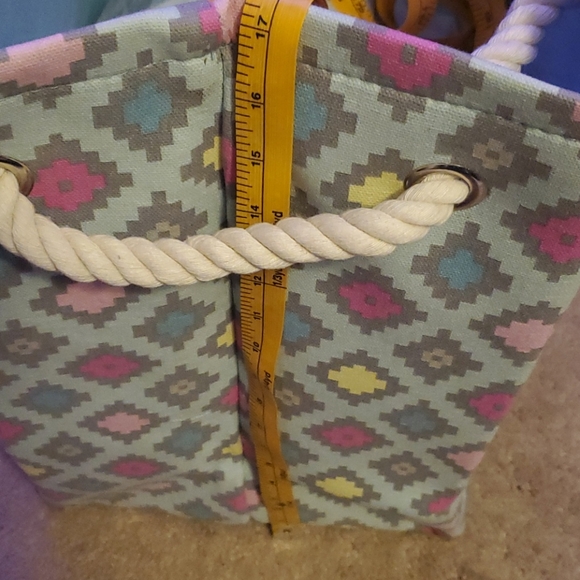 NWT Tote 🛍 - Picture 4 of 6